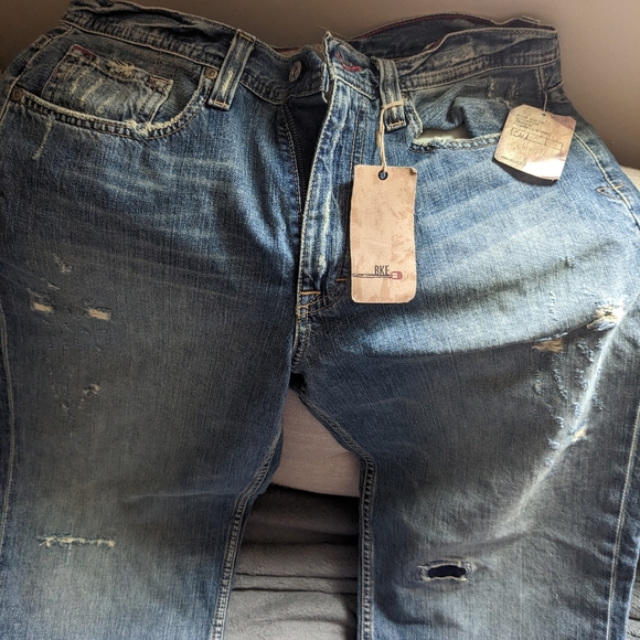BKE Blue Jeans - Picture 3 of 5